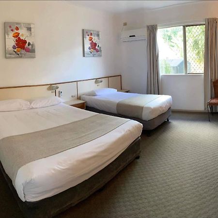 Wild Scotsman Motor Inn Gin Gin Qld エクステリア 写真
